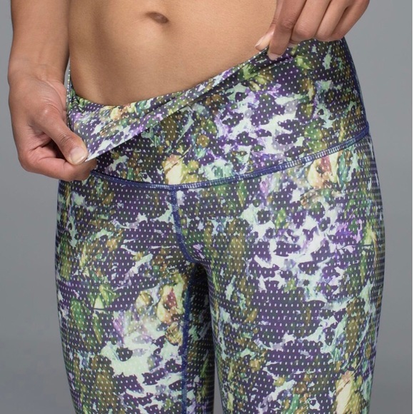 💕LULULEMON - NWOT Wunder Under Crop II (6) - Picture 7 of 11